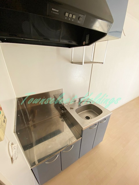 茅ヶ崎市浜竹２丁目のアパートのキッチン