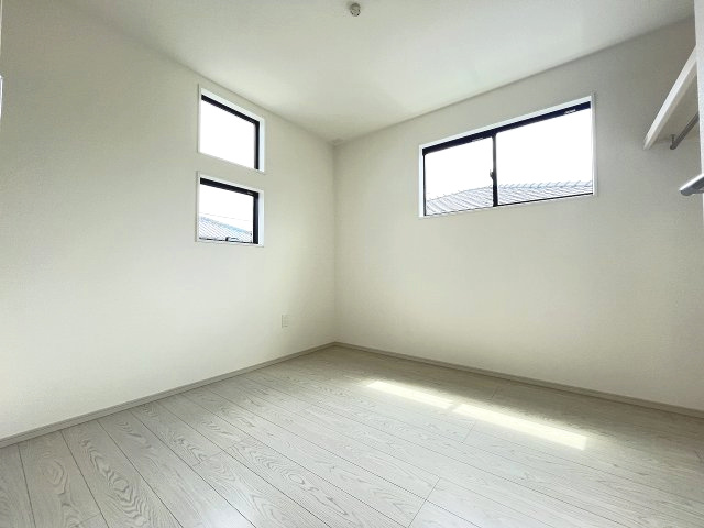 【子供部屋】 | 福岡市南区鶴田1丁目1期　5号棟（全2棟）【仲介手数料無料・0円】 | 施工例。施工例は完成時と異なる場合があります。