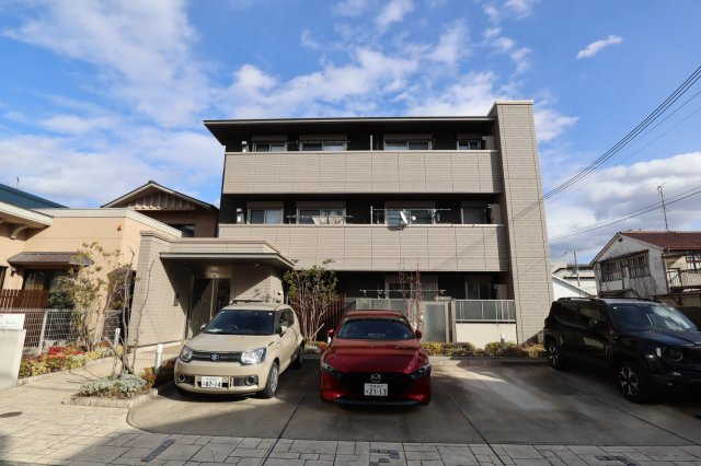 Crystal　S（クリスタル　エス）の外観