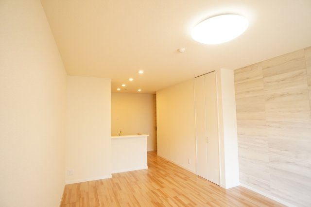 Crystal　S（クリスタル　エス）の居間・リビング