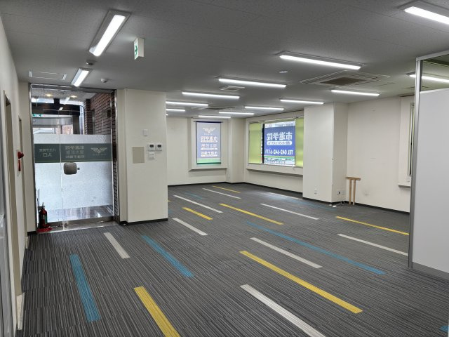 フロイデンビルの内装