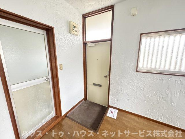 第二鈴太コーポの玄関