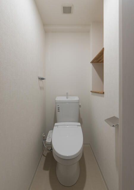 エストゥルース両国のトイレ