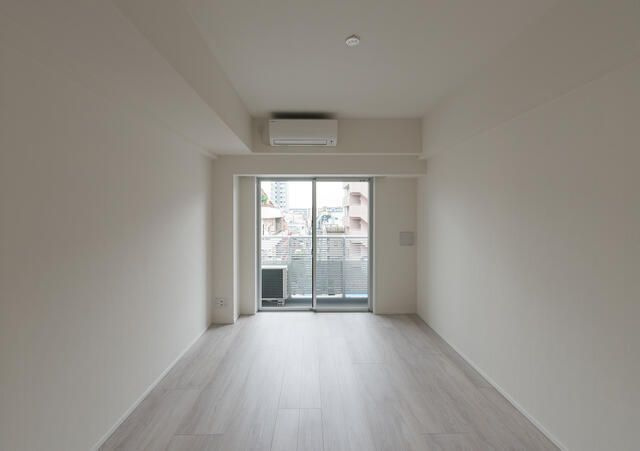 エストゥルース両国の設備