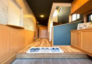 【玄関】 | 稲毛区作草部町　中古戸建