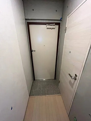 【玄関】 | VARIE AKIBA Due | 明るい玄関です