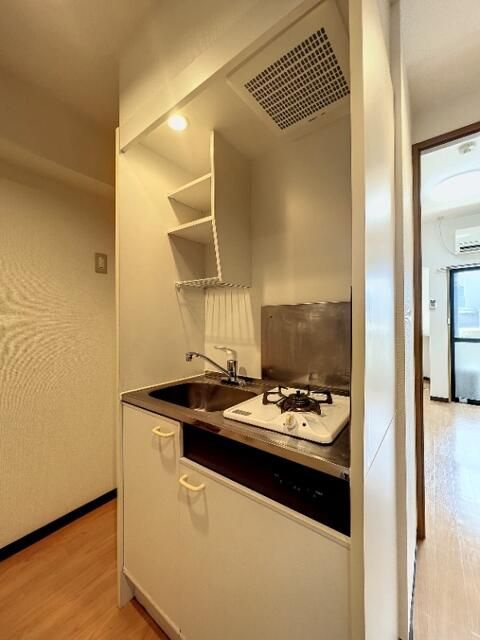 浦安市北栄２丁目の賃貸マンションのキッチン