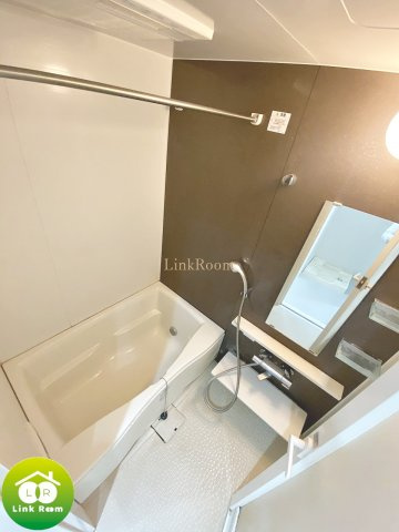 チェスナット西大島の浴室