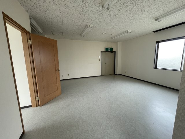 浜北電機ビルの内装