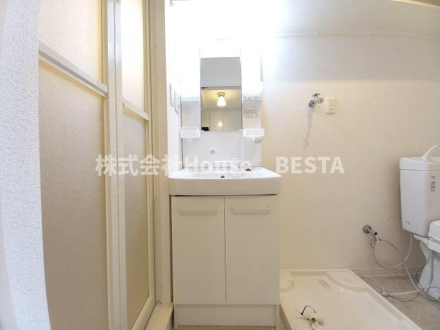 フロンフィール大道通の独立洗面台