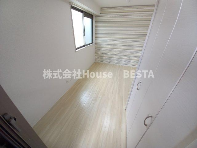 フロンフィール大道通の洋室