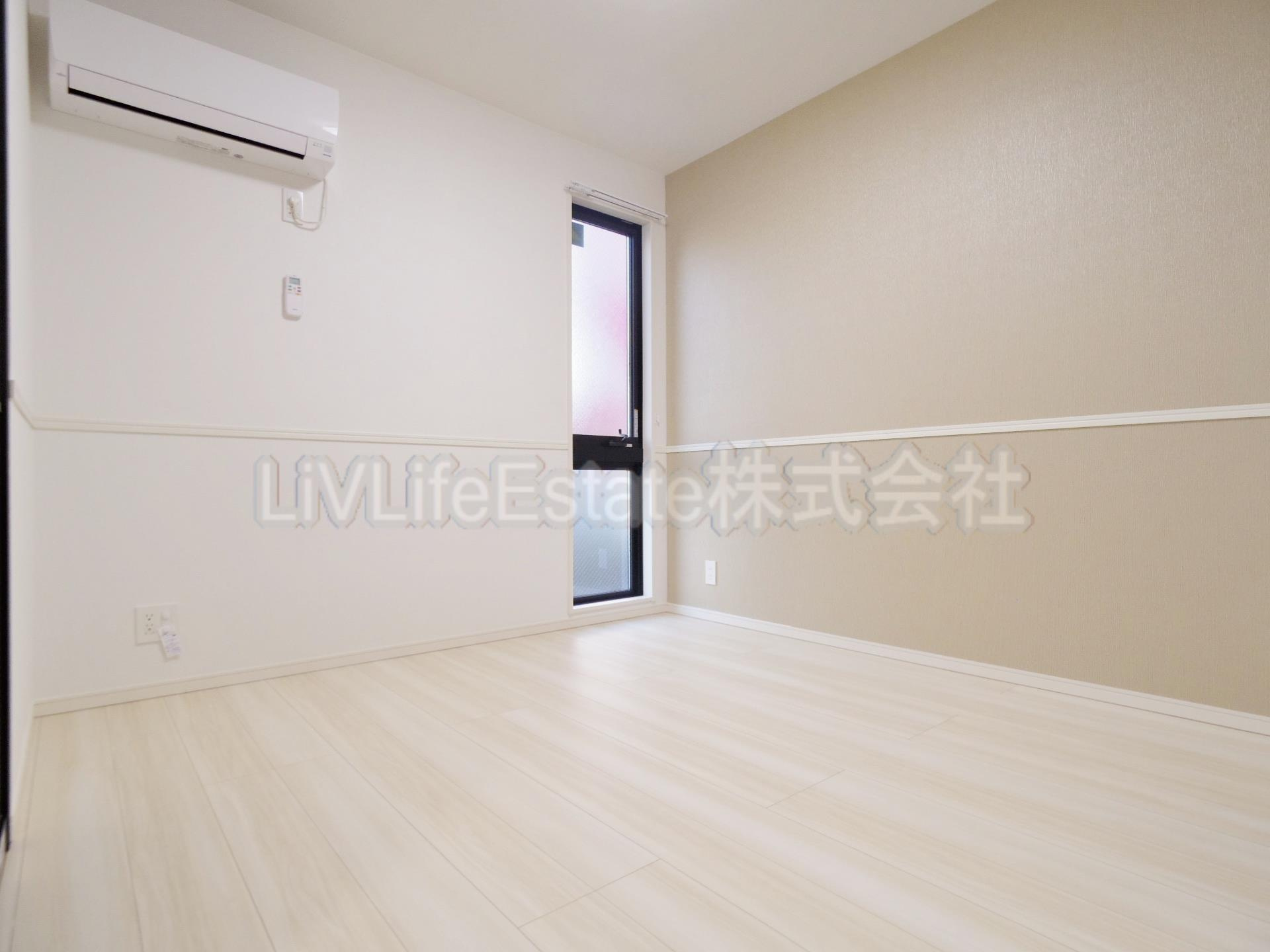 グラサ　旧)D-room緑町2丁目　ディールームミドリチョウの洋室