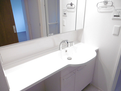 【独立洗面台】 | クオーレ