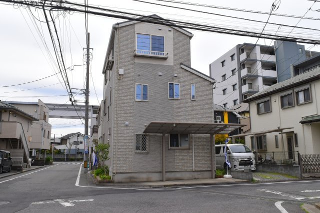 日野市万願寺２丁目の中古一戸建の外観