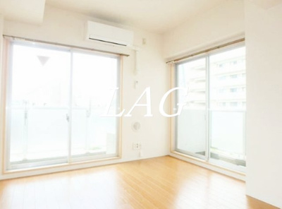 【居間・リビング】 | レスポワール・多摩川 | 洋室のお部屋です。