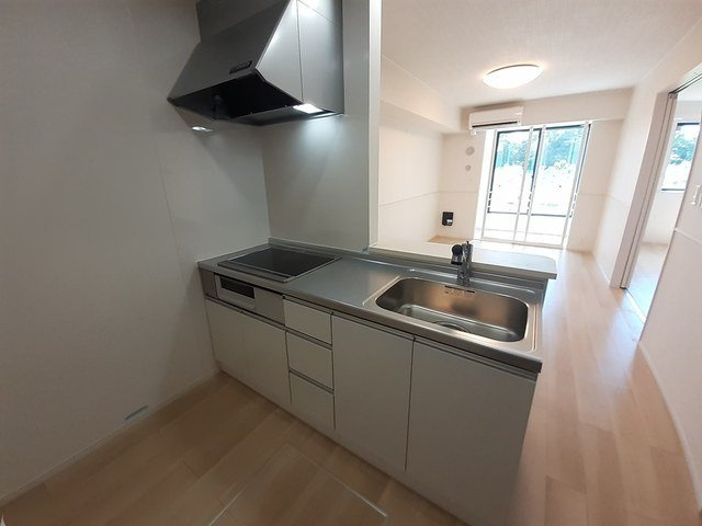 【キッチン】 | リヴァーサイド・フィオーレ　Ⅱ | キッチンです