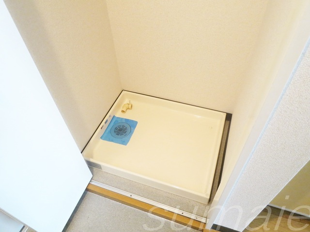 シェ・オークルの設備|☆室内洗濯機置き場です☆