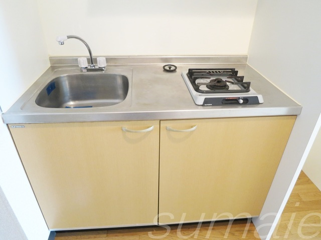 シェ・オークルのキッチン|☆一口ガスコンロ設置済みのシステムキッチンです☆