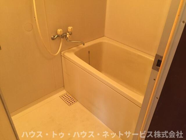 アドミナル３号棟の浴室