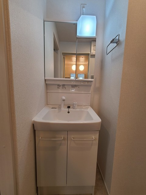 グリーンナギの独立洗面台