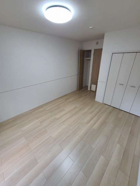 グリーンナギの居間・リビング