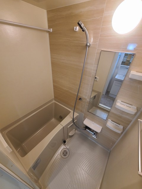 グリーンナギの浴室