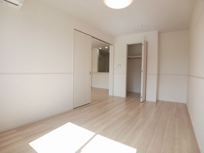 【収納】 | リヴァーサイド・フィオーレ　Ⅱ | 収納のためのスペースです