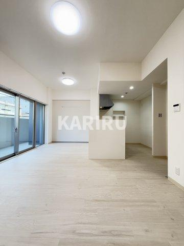 ブランシュ今里の居間・リビング