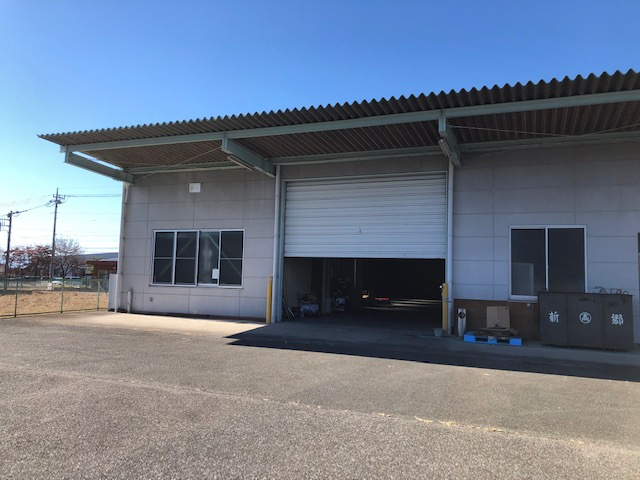 笠懸久宮貸倉庫のエントランス