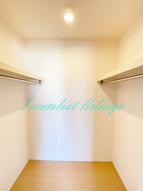 藤沢市村岡東２丁目のアパートの収納