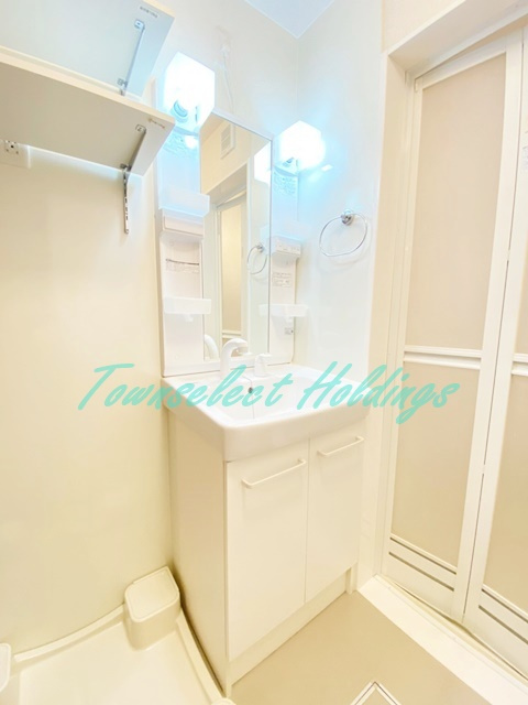 藤沢市村岡東２丁目のアパートの洗面所