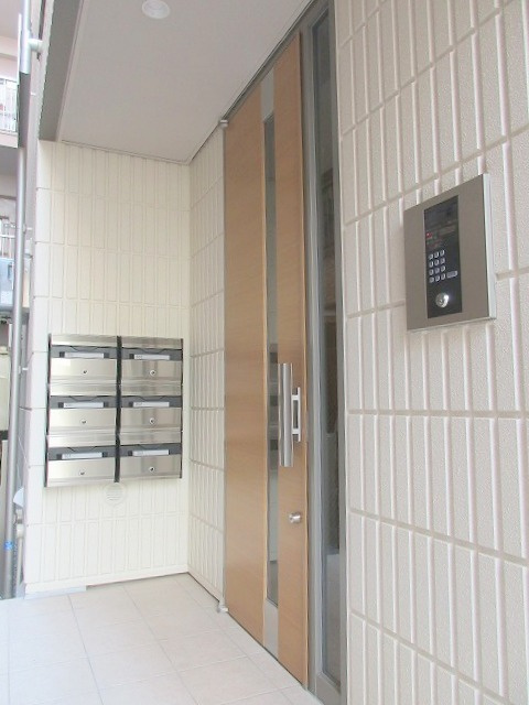 Ｒｕｈｅ　Ｐｌａｔｓ　ルーエプラッツのその他共用部分|★オートロック共用玄関★