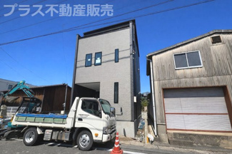 【外観】 | 現地写真。プラス不動産販売なら、現場の全ての棟をまとめてご見学頂けます。