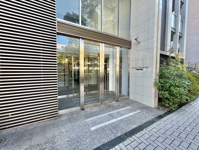 パレー　ブランシェのエントランス