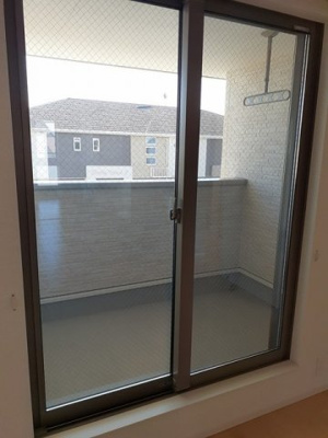 【バルコニー】 | エルヴィータ八女　Ａ | 暖かな日差しのふりそそぐバルコニー