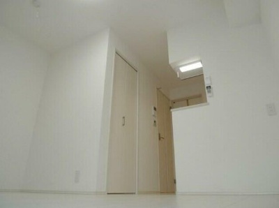 【居間・リビング】 | グランセノーテ | 7.7帖のきれいな洋室。