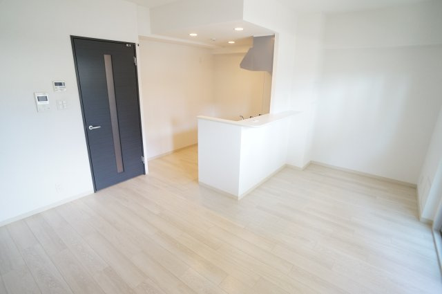 エトワール倭の居間・リビング