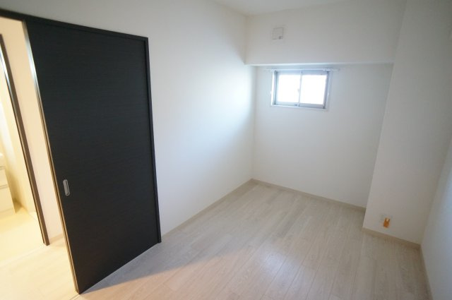 エトワール倭の洋室