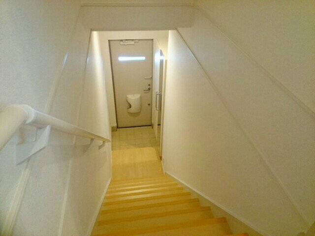 グランヌーボー三ツ割の玄関