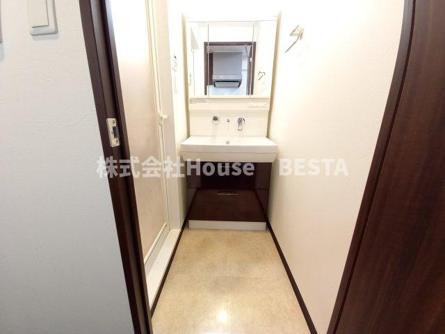 プレジオ神戸WESTの独立洗面台