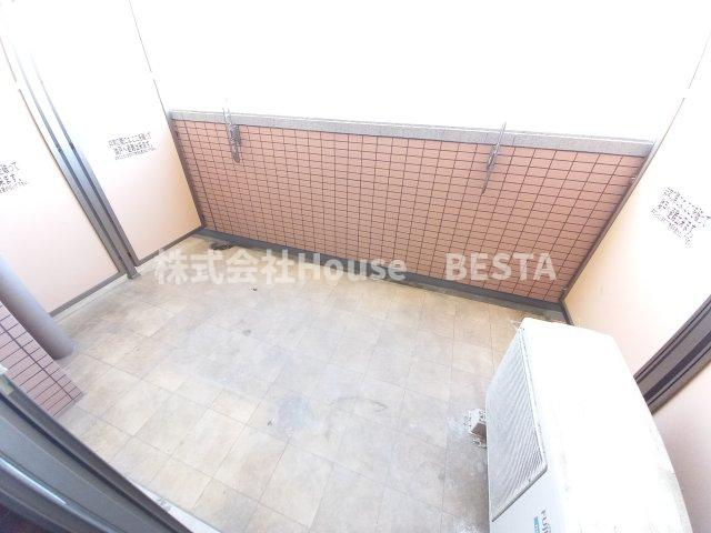 プレジオ神戸WESTのバルコニー