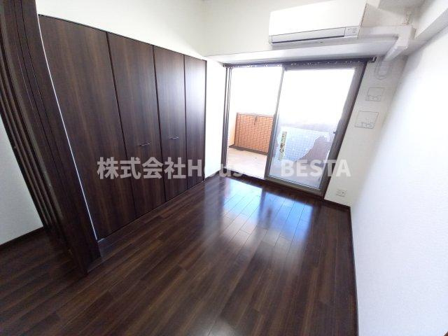 プレジオ神戸WESTの洋室