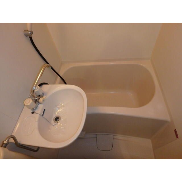 ブランメゾン成増の浴室