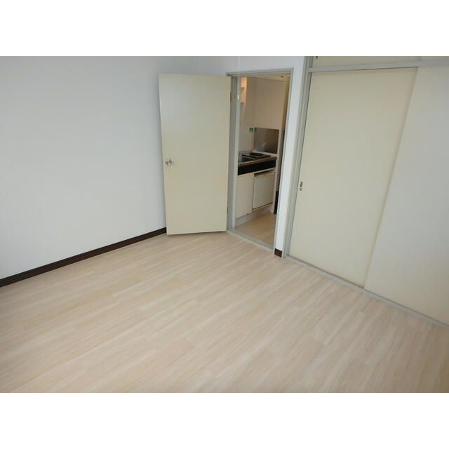 ブランメゾン成増の居間・リビング