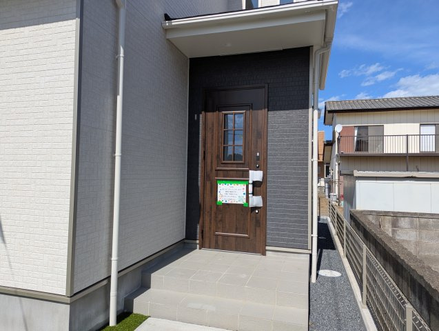 ひたちなか市平磯町5567番の玄関|物件の玄関です。玄関は住まう人の印象づける～玄関は住まいの顔～！！