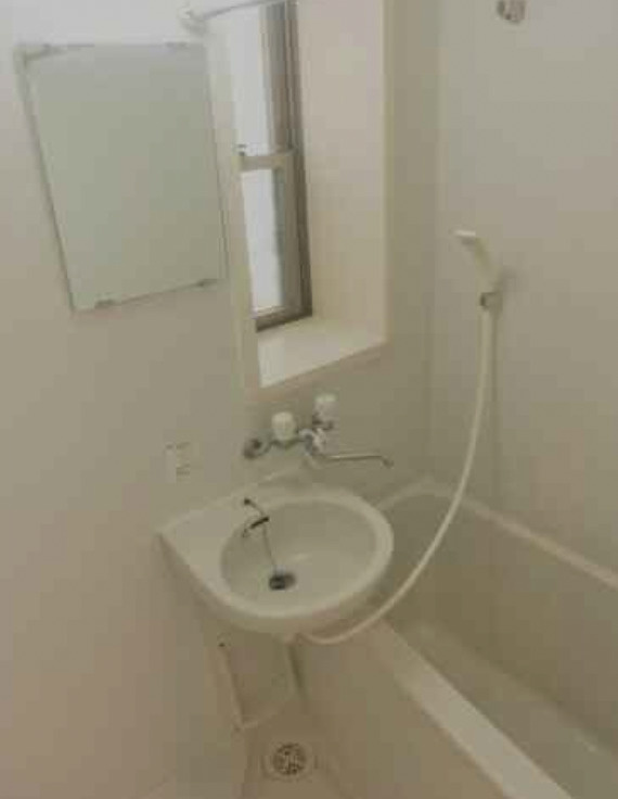 春日壱番館の浴室