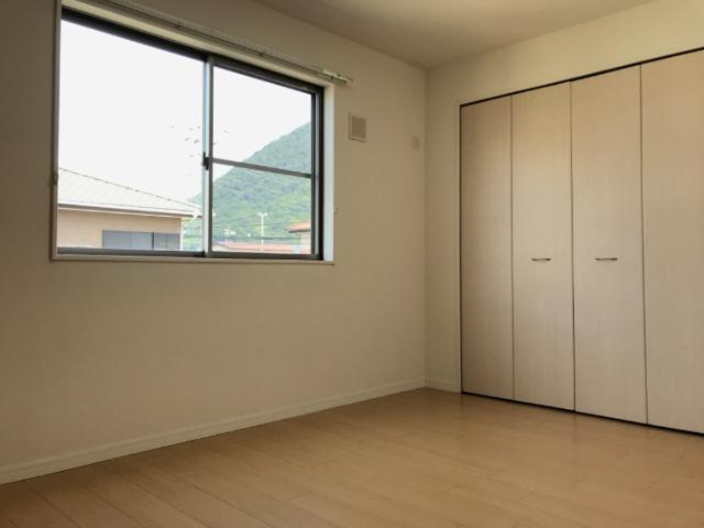 マンダリンヴィルⅢの洋室