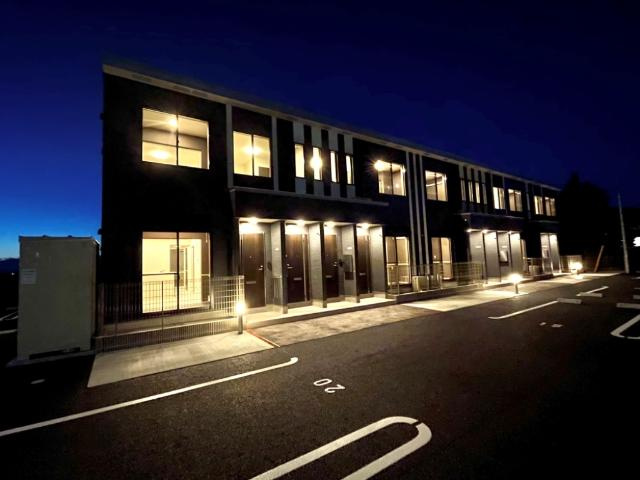 ベル・フルールの外観|外観写真（夜）