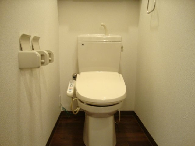 ブルーコスモのトイレ|シャワー付トイレ