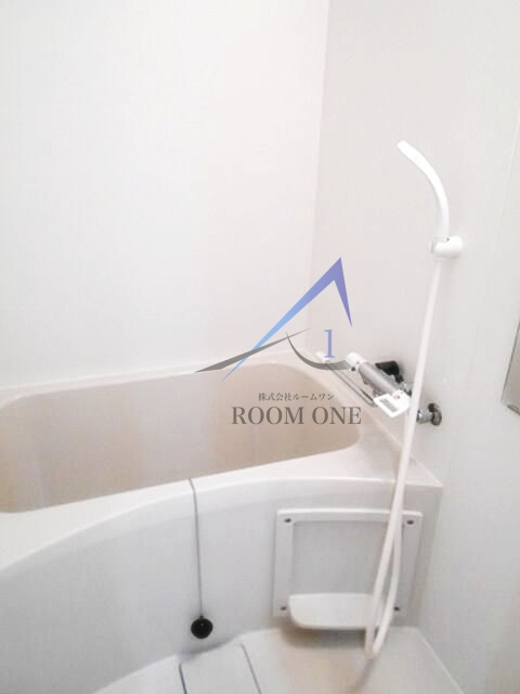 ＴＨＥ　ＯＸＦＯＲＤ　ＦＬＡＴの浴室|お風呂です。